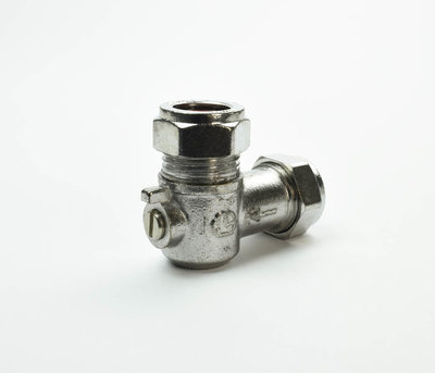 Angled Isolating Valve Cxc 15MM