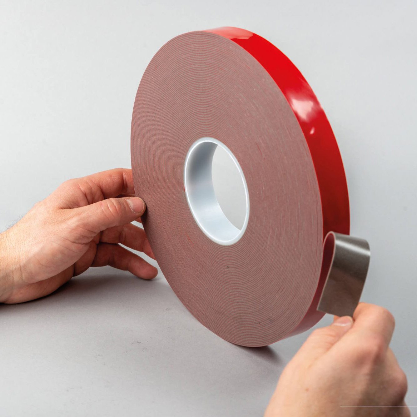 VST 6110G – Grey Foamed Acrylic Double-Sided Tape