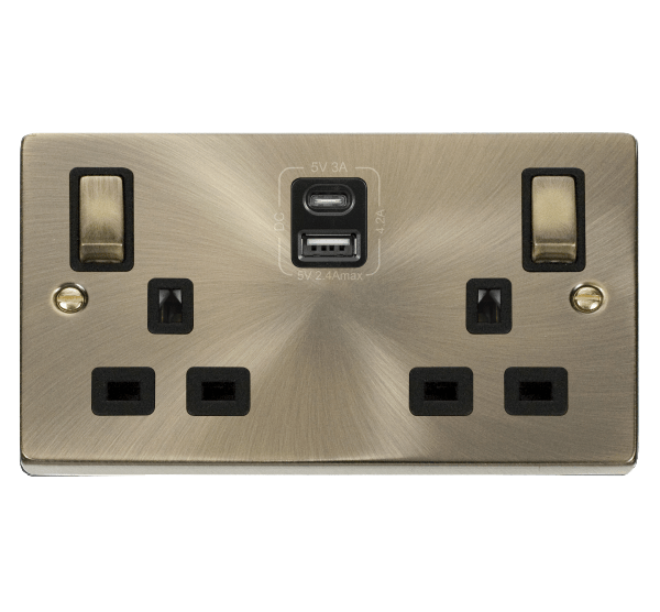 Click Deco 2G Switched Socket + A&C USB Antique Brass Black Insert VPAB586BK