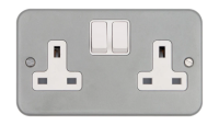 METALCLAD 13A 2G DP Switched Socket