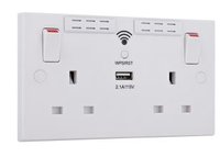 BG WI-FI RANGE EXTENDER SOCKET C/W 2 USB 2.1A WHITE MOULDED