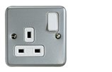 MK METALCLAD DOUBLE POLE SWITCHED SOCKET 13A 1 GANG
