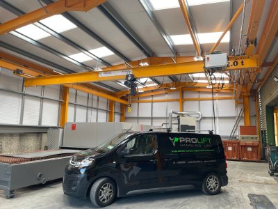 Ganrty Crane Install For Supporting Laser Cutting Machine