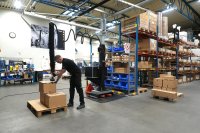 Mobile Jib Crane with Vacuum Lifter