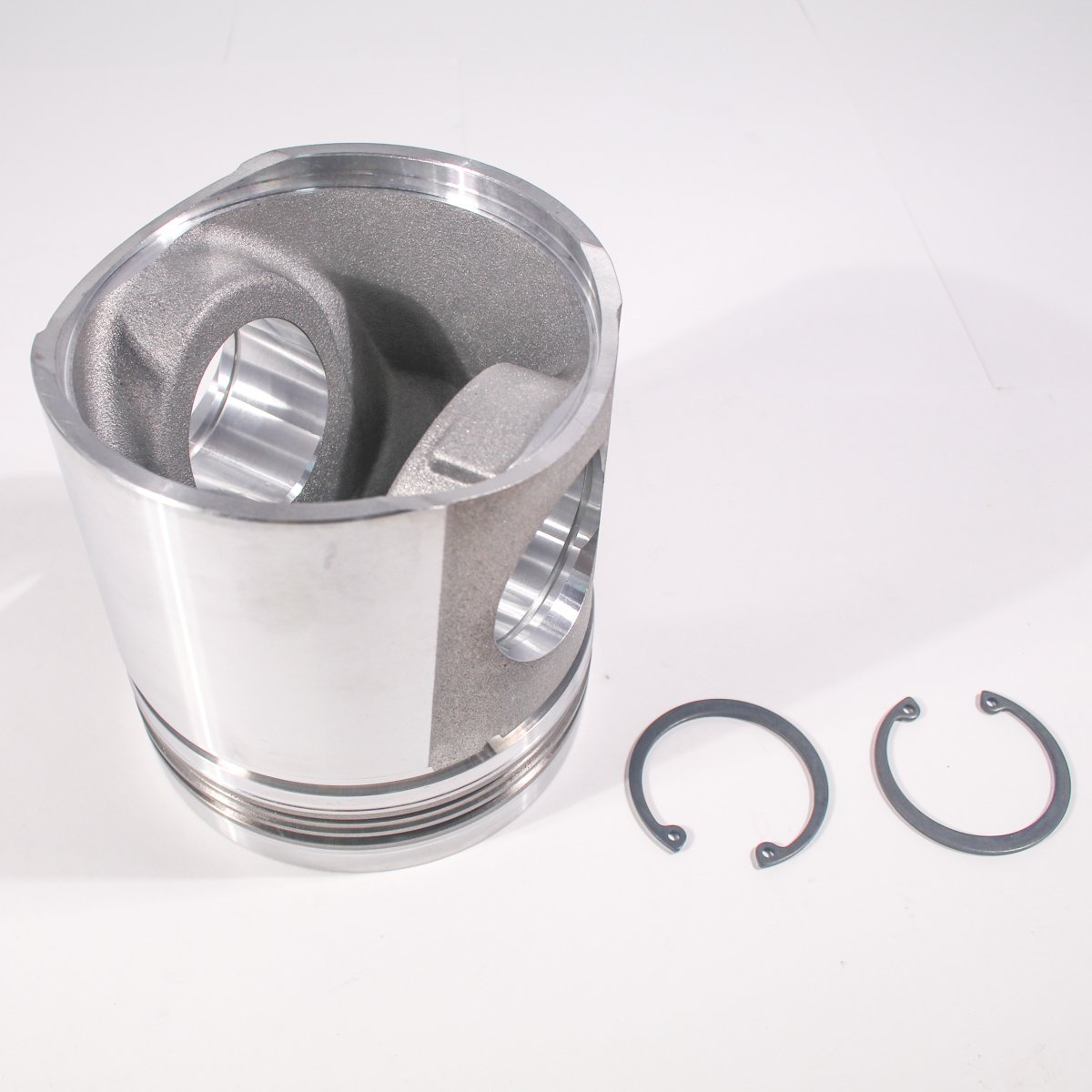 PISTON BODY C/W CLIPS