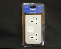 2 Gang 13 Amp Metalclad Switched Socket
