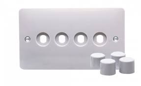 Hager Sollysta 4G Dimmer Plate & Knobs White WMDRP4KIT
