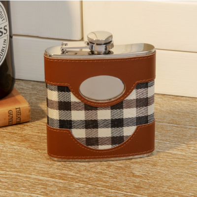 Chequer Print Faux Leather Hip Flask 60oz
