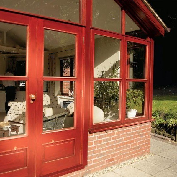 Ronseal Quick Drying Woodstain Deep Mahogany Lifestyle