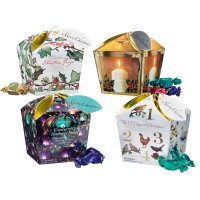 Holly carton of traditional Christmas vanilla fudge 12x250g