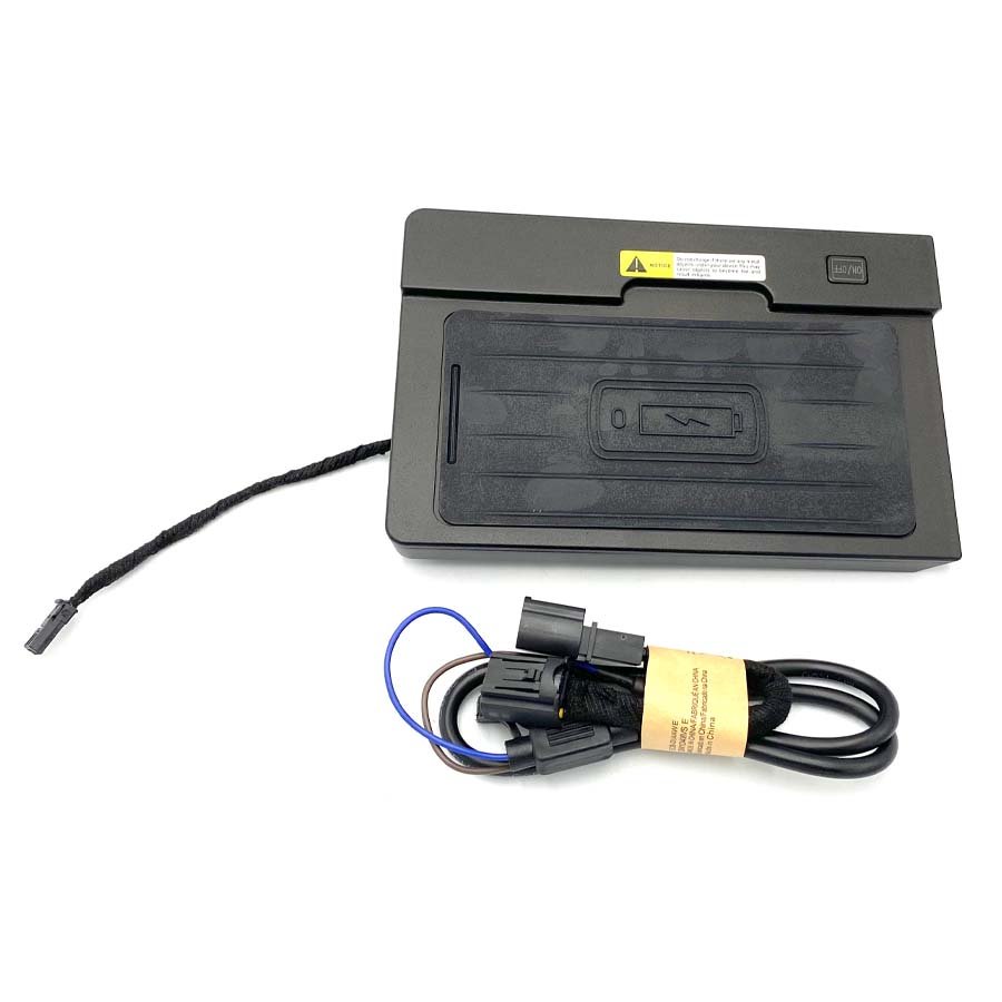 Auto-XT Audi Q3 2019-2021 Wireless Charger