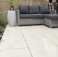 QUARTZ WHITE PORCELAIN 900X600mm PACK 21.6M2