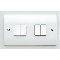 MK Logic Plus Plate Switch 4 Gang 2 Way SP 10A (White)