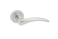 37692 SATIN CHROME DORIANO LEVER ON ROSE SET