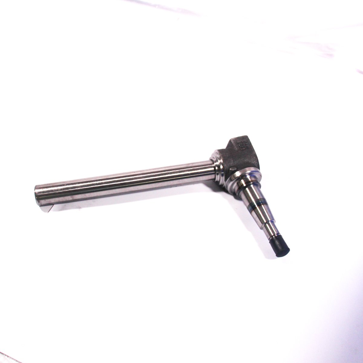 STEERING SPINDLE LH/LR