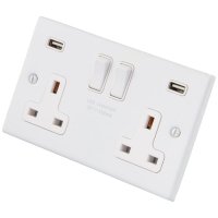 White 2 Gang 13A Socket c/w 2XUSB 6011-914