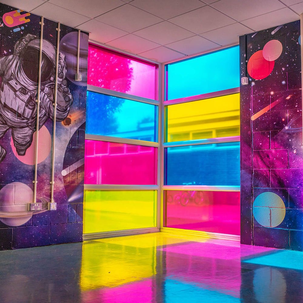 ASLAN CT 113 &ndash; Transparent Coloured Film for Creative Glass Design