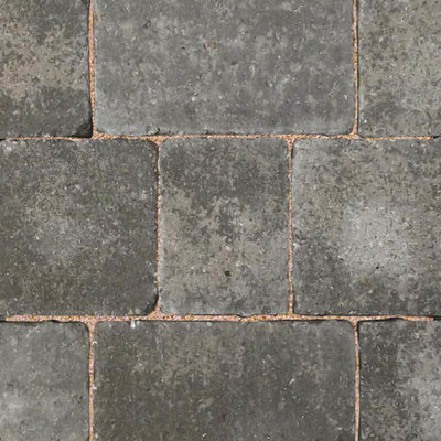Bradstone Woburn Rumbled 134x134x50 Graphite Block Paving Pack 40288 (1m2)
