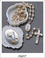 Communion Wood Rosary/With Metal Box     (C6217)