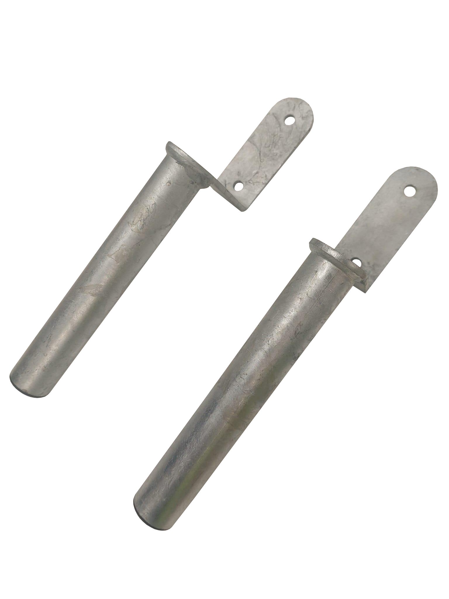 IC Plus MNT-L200-32G-2PK L-shaped mounting brackets with 200mm upright and 32mm pole