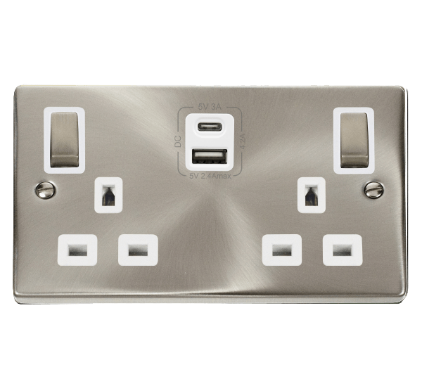 Click Deco 2G Switched Socket + USB A&C Satin Chrome White Insert VPSC586WH
