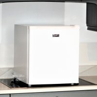 ADAMO BD40F Table Top Freezer - White