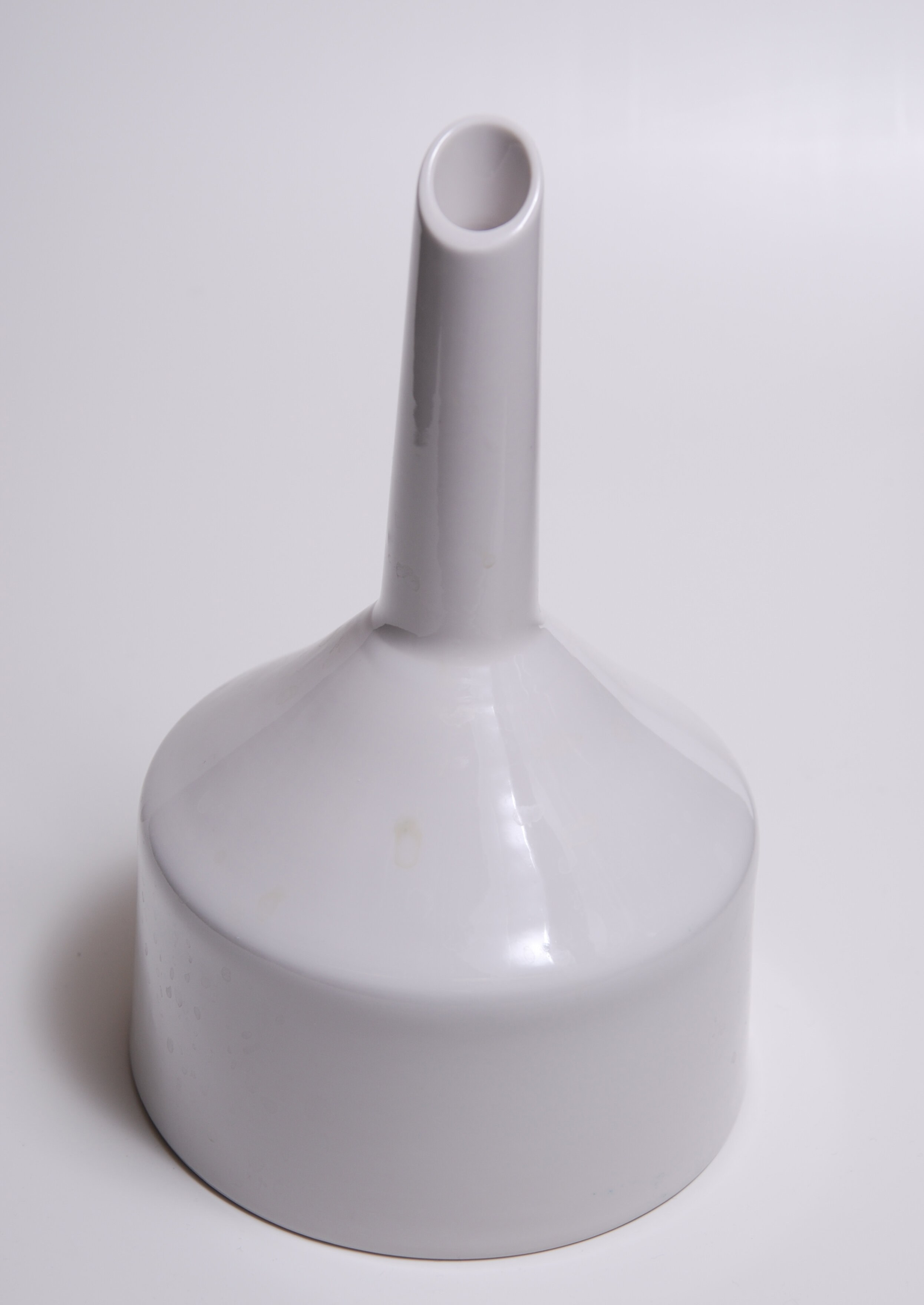 Buchner Funnel Porcelain 116mm Ocon Chemicals