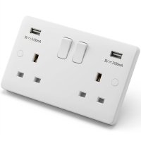 Iona SLS213/S/USB 13 Amp 2 Gang Switched Socket c/w 2 USB Outlets