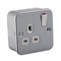 Metalclad Socket 13 amp 1 Gang S.P. switched