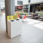 SACL&Ograve; CABINET IN A SHOPPING CENTRE
