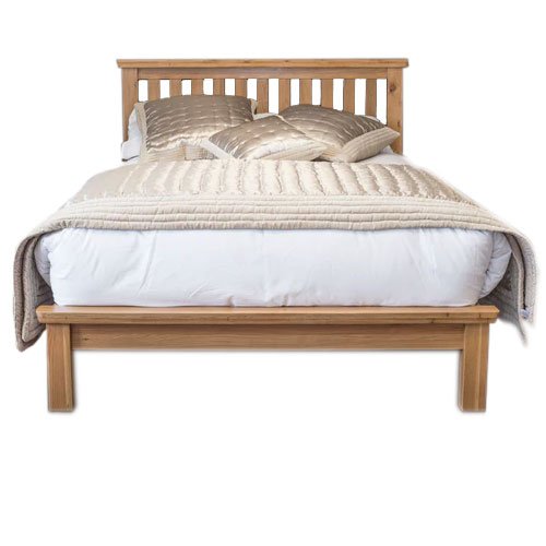 Hatten Oak Bedframe