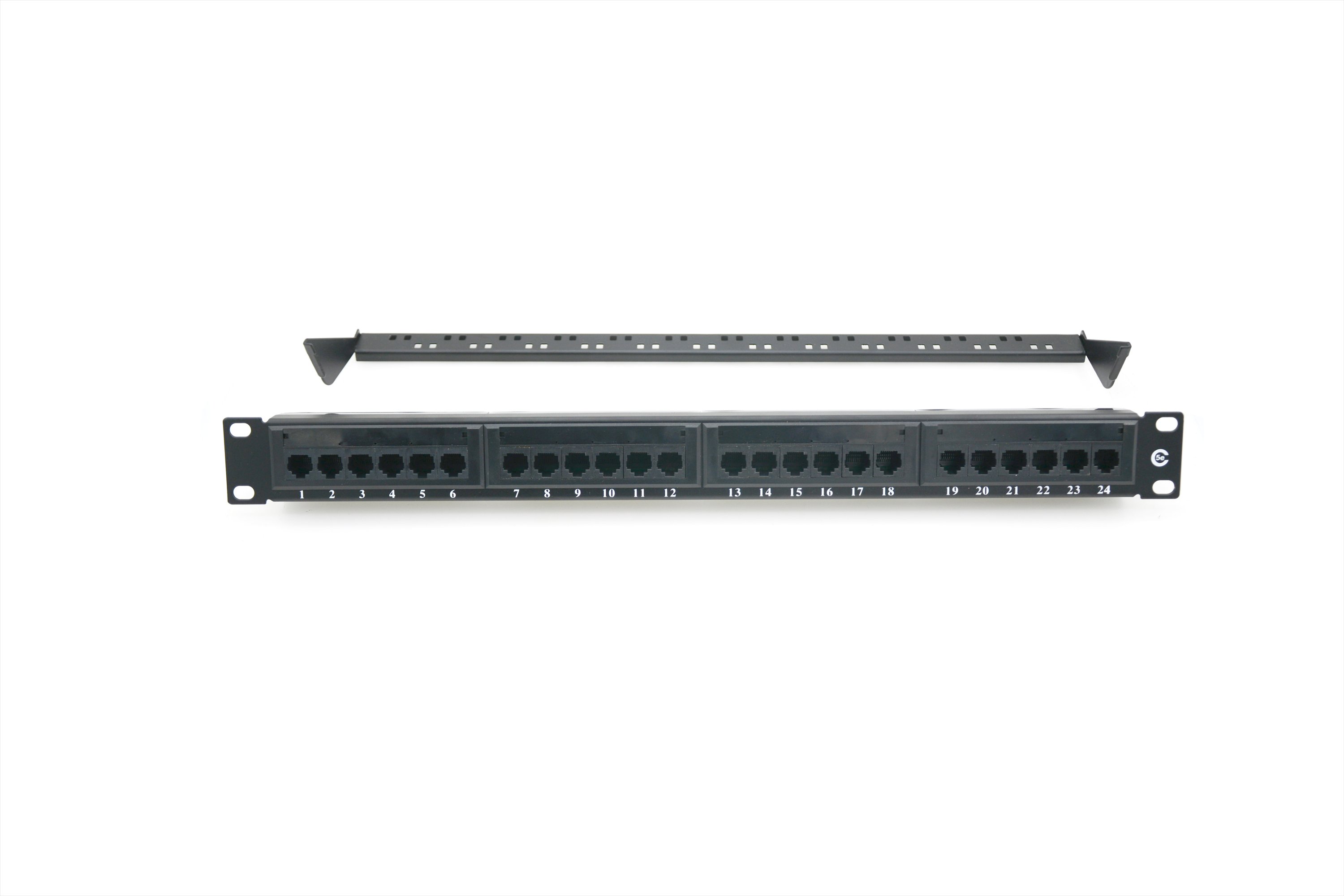 Blake 191U UTP Cat5e 24 port patch panel 1U rack mount network termination panel
