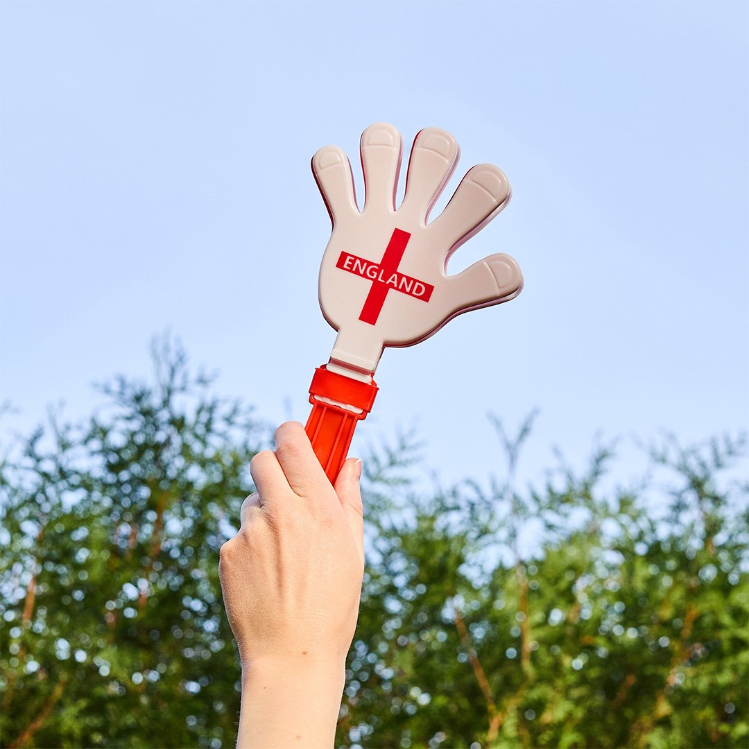 England Hand Clapper -Pack of 1