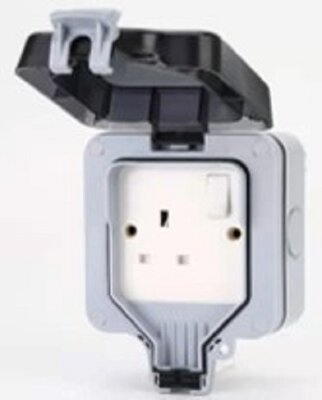 EVOLEC SINGLE SWITCHED EXTERIOR SOCKET (BOX 30) | EXS/1