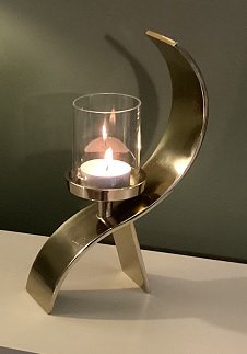 Curved Pillar Candleholder with Clear Glass Gold