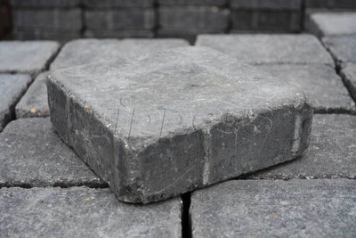 Eaton Tumble Brick Paver Carbon Medium 156x156x50mm T5MC