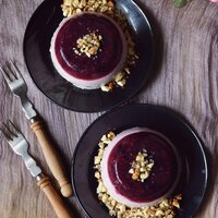 blackberry flavouring used in dessert, purple and white