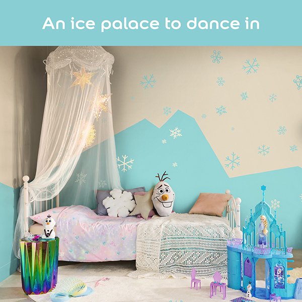 Childs Bedroom painted in Dulux Easycare Frozen Frosted Teal