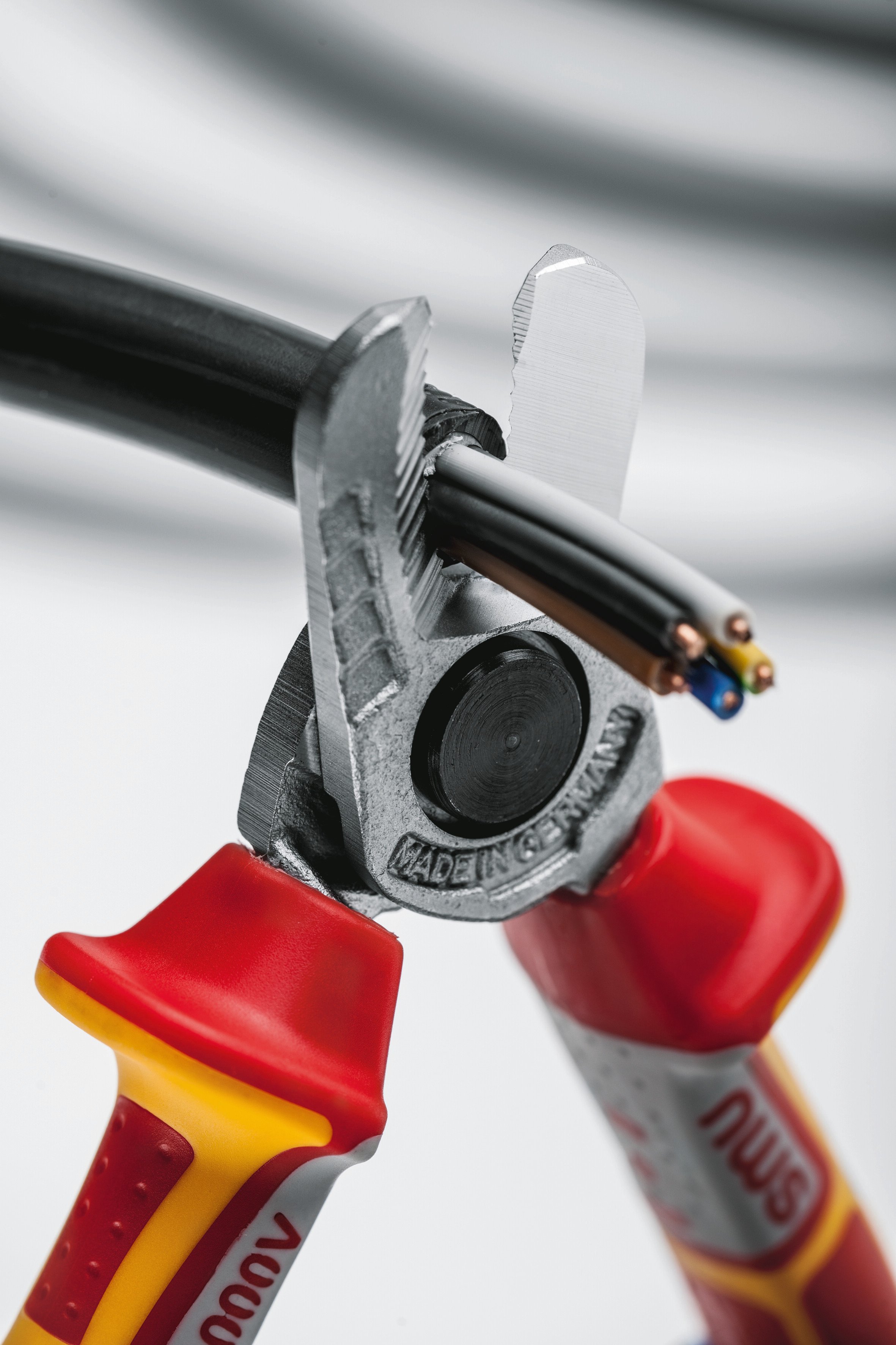 VDE Cable Cutters Sureweld Dublin Ireland