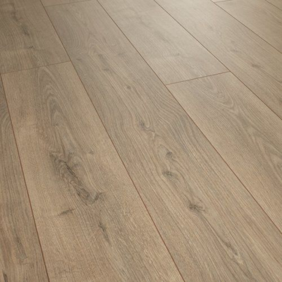 Swiss Liberty Natural Oak Laminate Flooring - 8mm 1