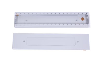 Socles pour armoires 19" largeur 60cm, 2 panneaux lat&eacute;raux avec entr&eacute;e de c&acirc;bles