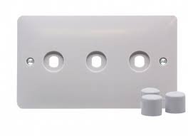 Hager Sollysta 3G Dimmer Plate & Knobs White WMDRP3KIT