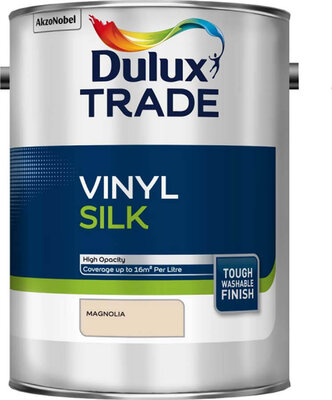 Dulux Trade Vinyl Silk Magnolia 5L Paint 5091639