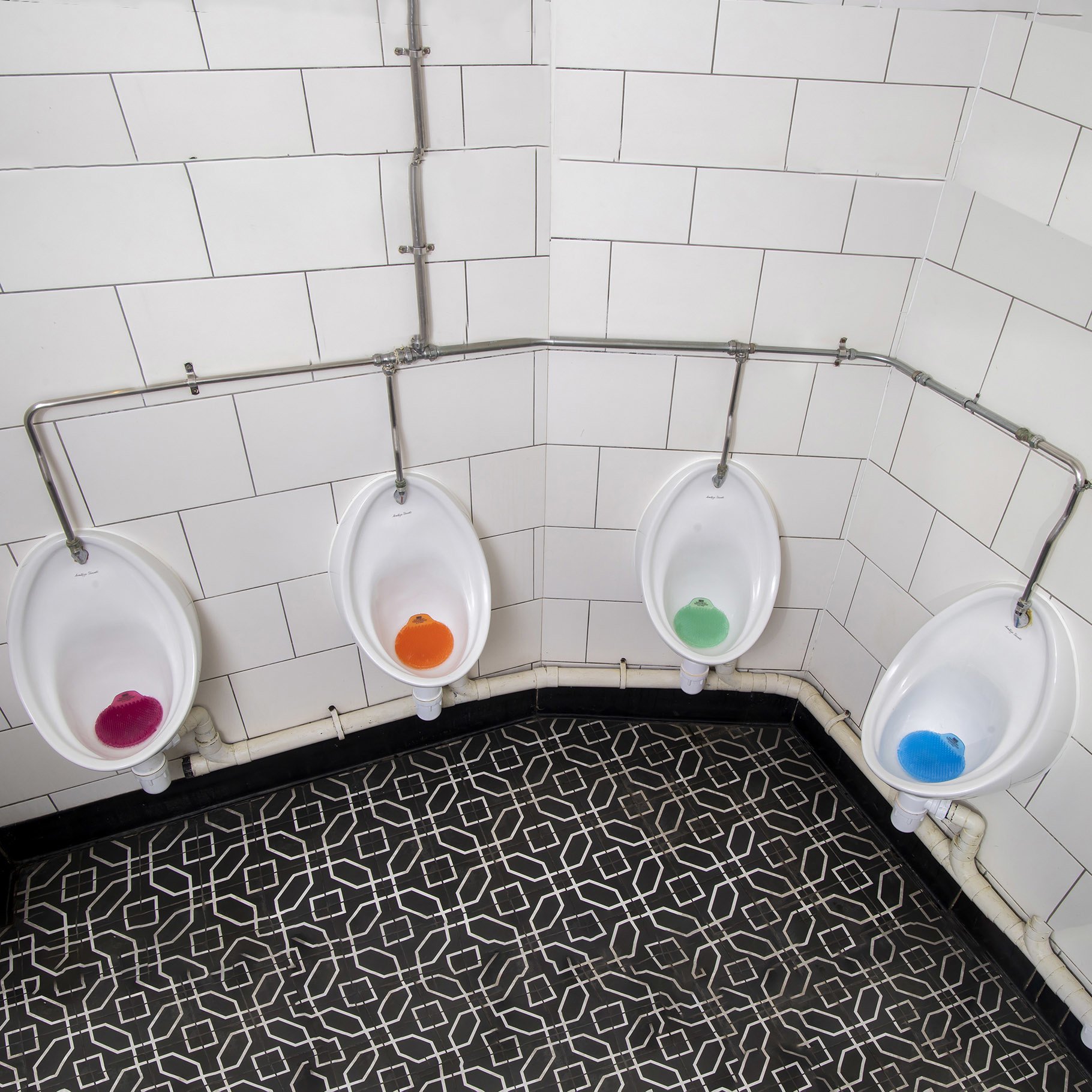 P-WAVE SLANT6 NHS DEODOURISING URINAL SCREEN 10PK