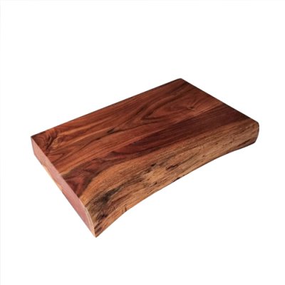 Live Edge Chopping Board 1