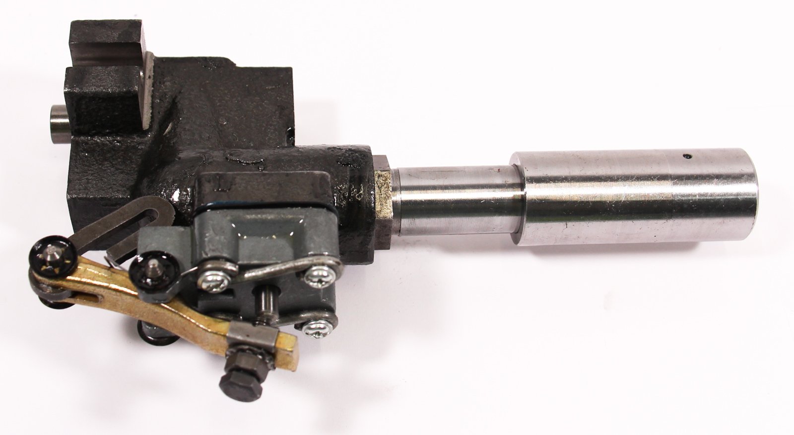 CONTROL VALVE