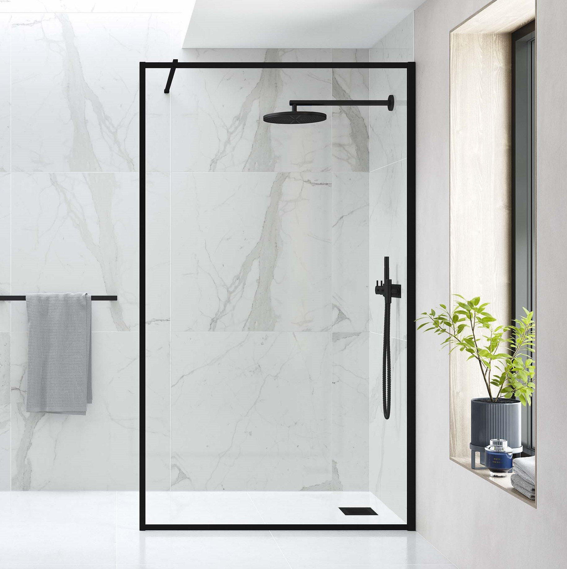 FLAIR AYO 8MM FRAMED BORDER WETROOM 700MM MATT BLACK COMPLETE