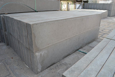 Eaton Flat Top 50x150x915 Edging CPE62FT