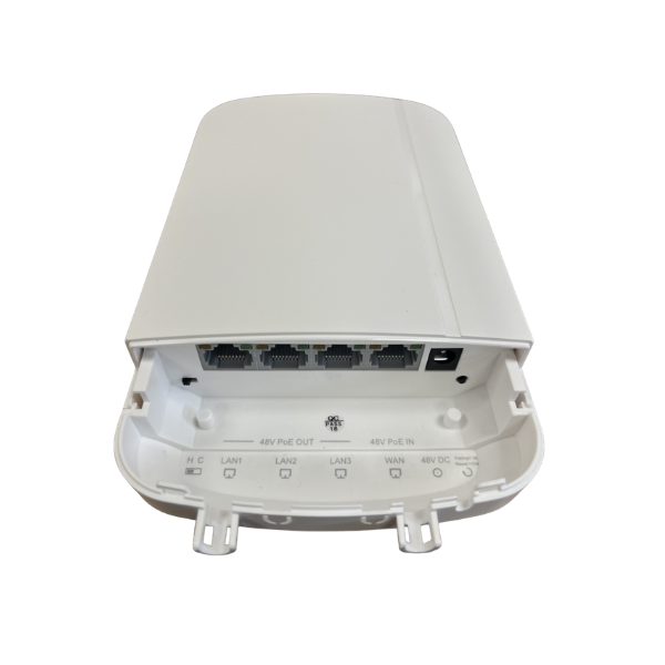 gigawave-pro-4km-cpe-48v-with-3-x-poe-outputs-30817