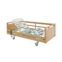 It is equipped with numerous outstanding features such as auto-regression system, an optimised length of mattress platform sections and a leg section that can be lowered below horizontal.